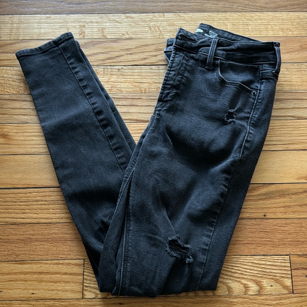 Black skinny jeans
